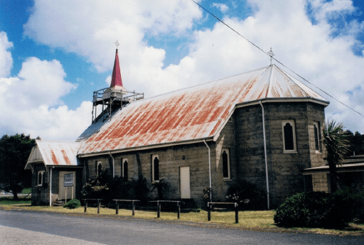 St Luke's, Zeehan - image 4