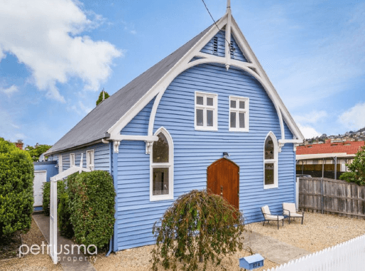 New Town Presbyterian Church, New Town