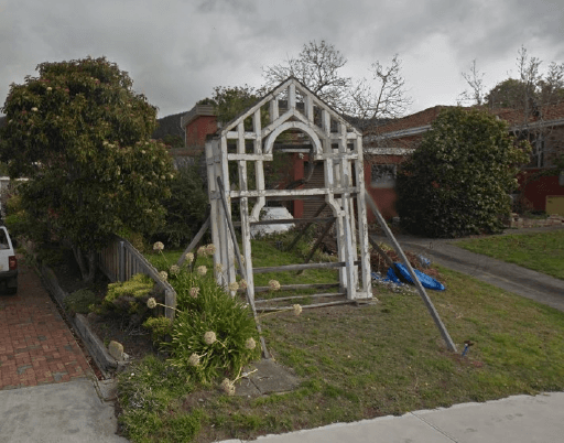 Google image, June 2015 at 10 Vickery Street, Glenorchy