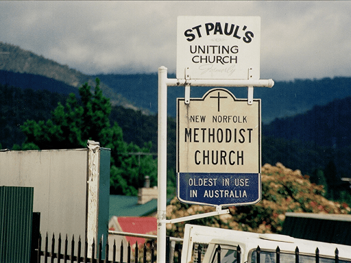 St Paul's, New Norfolk - image 6