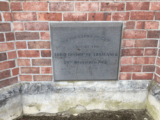 St Luke's, Latrobe - image 2