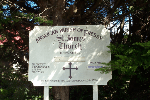 St James', Bracknell - image 8