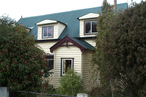 St Luke's, Red Hills - image 4