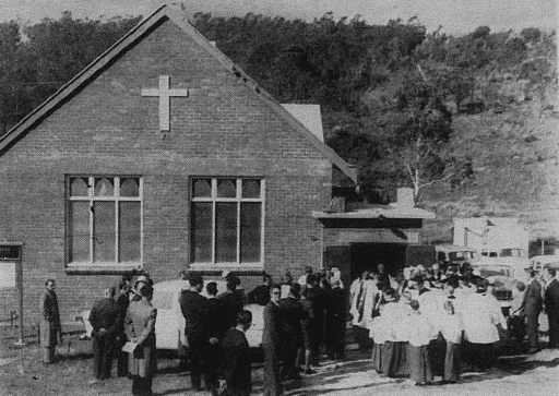 Church News, 1958. Examiner Photograph