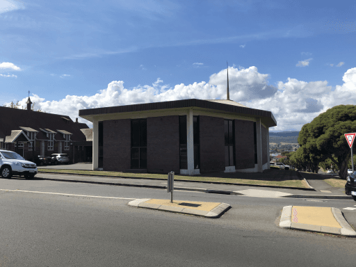 Sacred Heart Church, Newstead - image 5