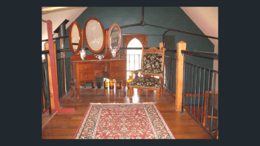 Photograph from Roberts Real Estate online