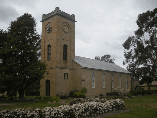 St Luke's, Richmond - image 9