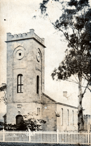 No clock. Dennison Heritage Collection