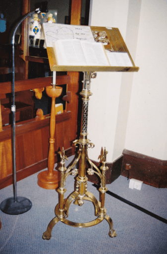 Lectern in memory of Dr Rock
