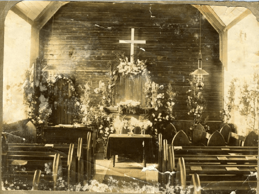Decorated for the wedding of Ada Tunstall to Thomas Carpenter, 1910. Reproduced with the permission of the Glamorgan Spring Bay Historical Society Inc. (GSBHS 752)