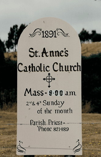 St Anne's, Lilydale - image 4