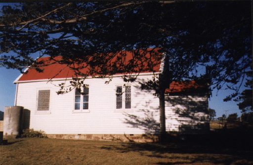 St Thomas', Tea Tree