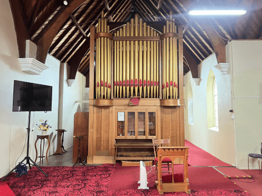 Electric Organ. Photograph taken August 2023