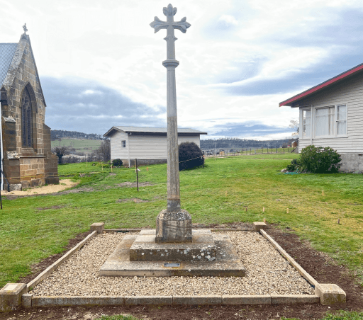 St Paul's, Oatlands