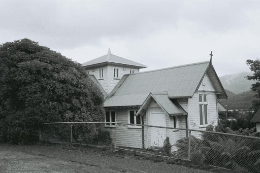 St George's, Rosebery