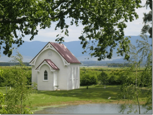 'Lake House' Cressy