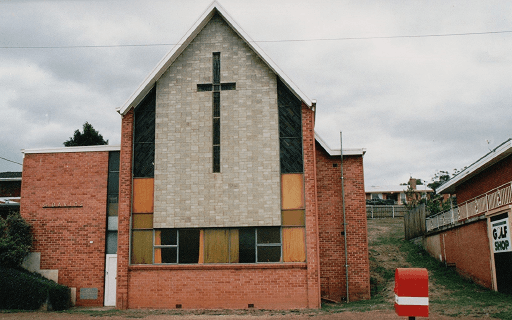 St David's, Riverside - image 2