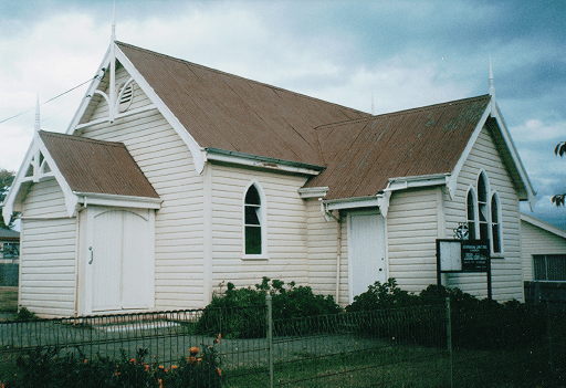 Newnham Uniting Church, Newnham